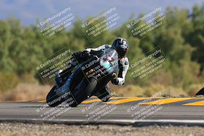 media/Nov-06-2022-SoCal Trackdays (Sun) [[208d2ccc26]]/Turn 7 Set 2 (1050am)/